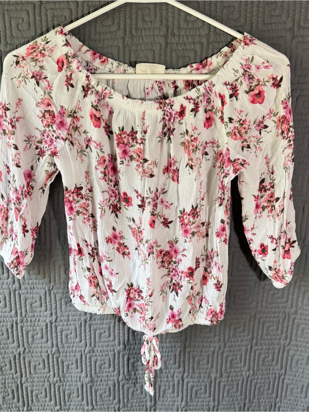 Free Kisses Blouse Women Medium Floral Peasant White Pink Off Shoulder Tie Hem